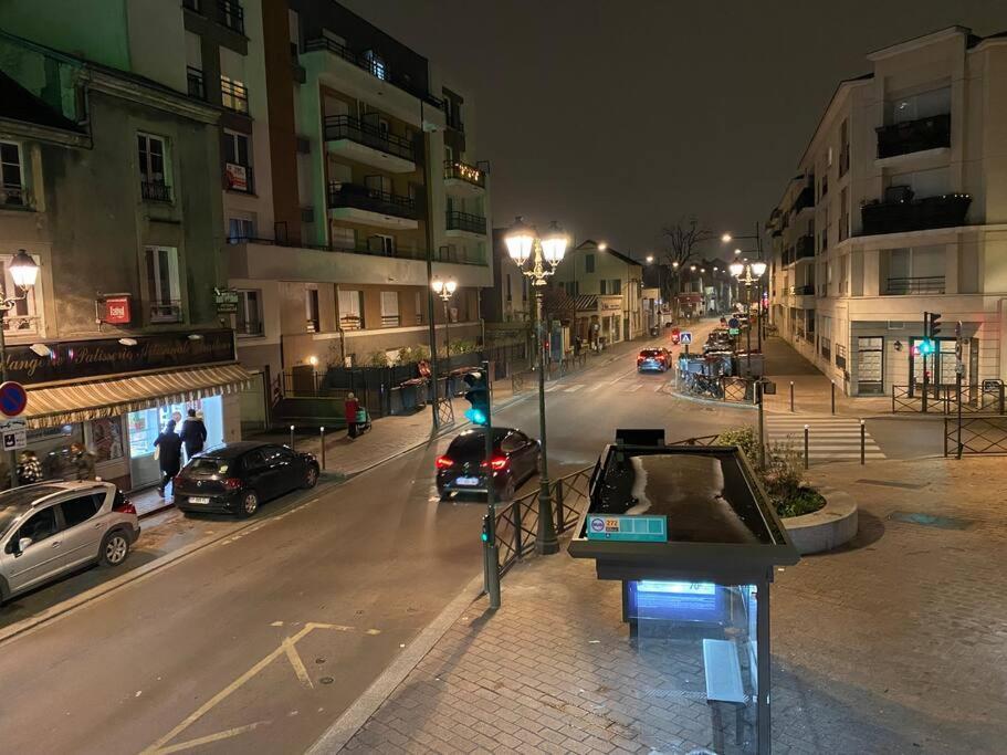 Appartement Luxueux 70M2, 2 Chambres Argenteuil Ngoại thất bức ảnh