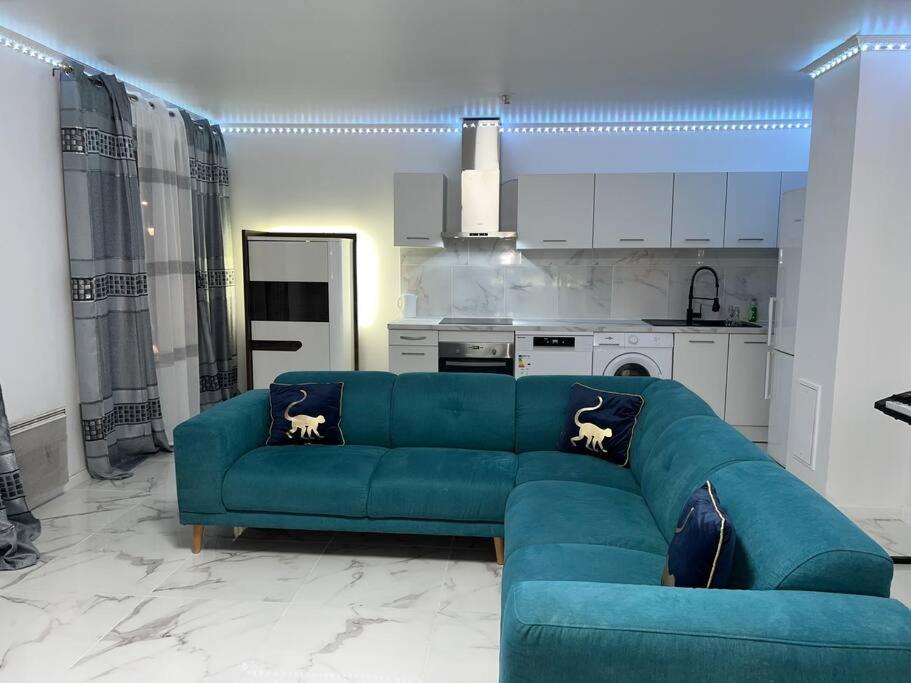 Appartement Luxueux 70M2, 2 Chambres Argenteuil Ngoại thất bức ảnh