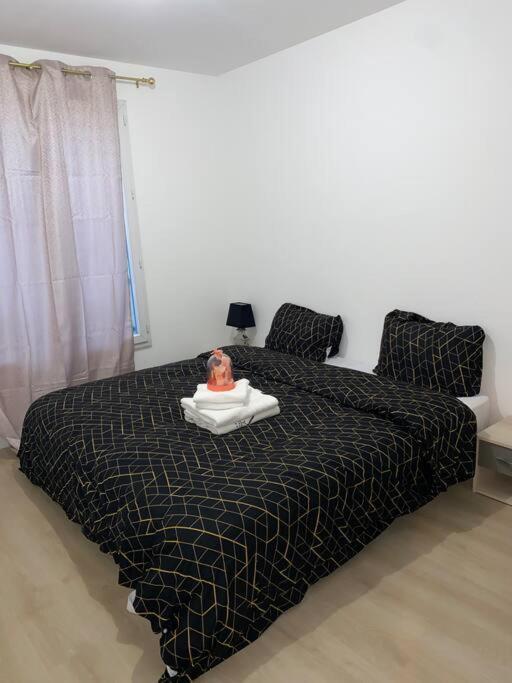 Appartement Luxueux 70M2, 2 Chambres Argenteuil Ngoại thất bức ảnh