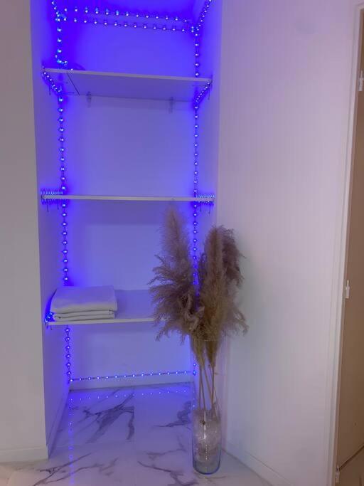 Appartement Luxueux 70M2, 2 Chambres Argenteuil Ngoại thất bức ảnh