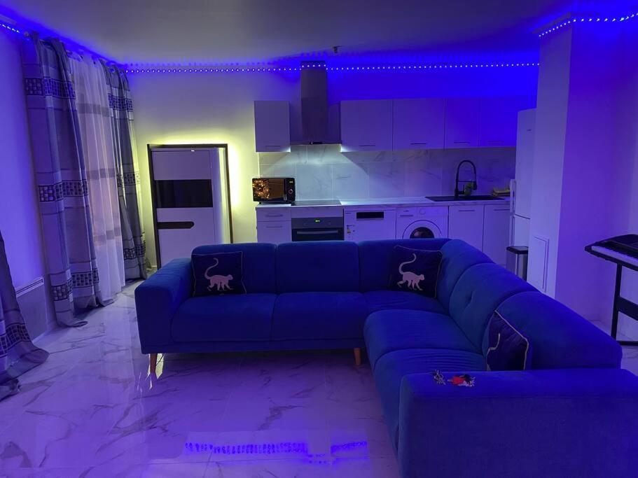 Appartement Luxueux 70M2, 2 Chambres Argenteuil Ngoại thất bức ảnh