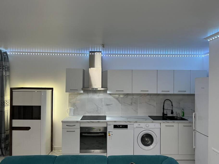 Appartement Luxueux 70M2, 2 Chambres Argenteuil Ngoại thất bức ảnh