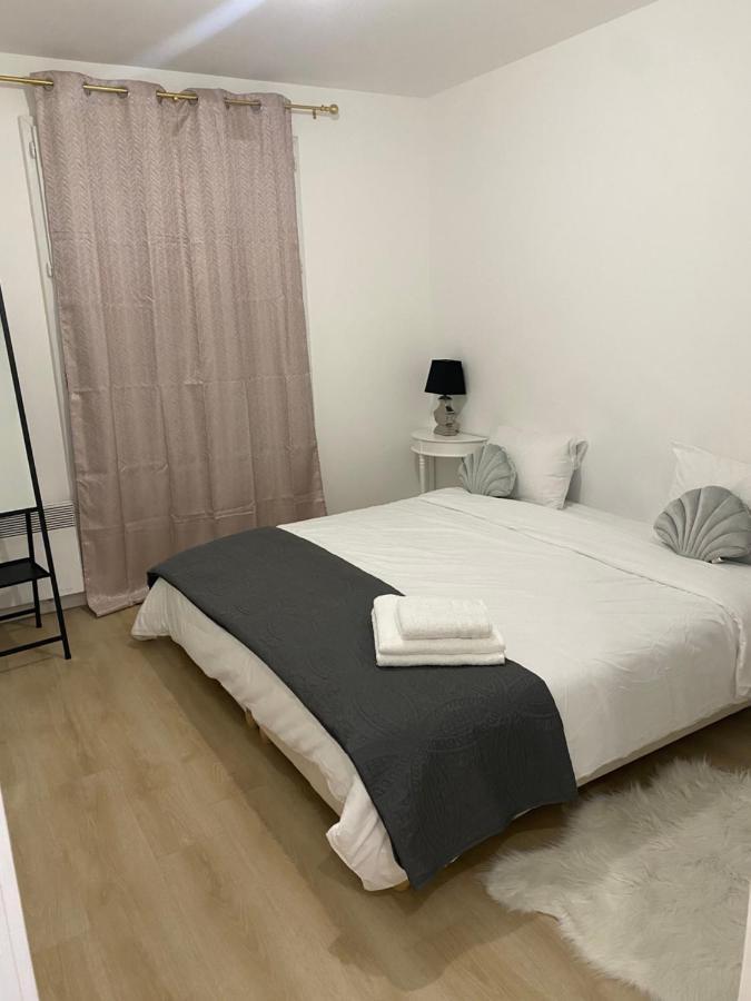 Appartement Luxueux 70M2, 2 Chambres Argenteuil Ngoại thất bức ảnh
